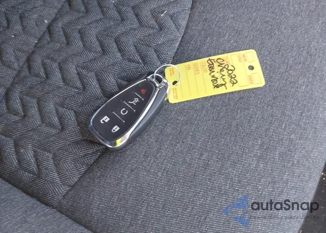 2022 Chevrolet Equinox Awd Lt z USA, uszkodzony, nr VIN 3GNAXUEVXNS207157